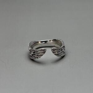 Y2K Vintage Silver Wing Ring Adjustable 2000s Style Brand New Jewelry